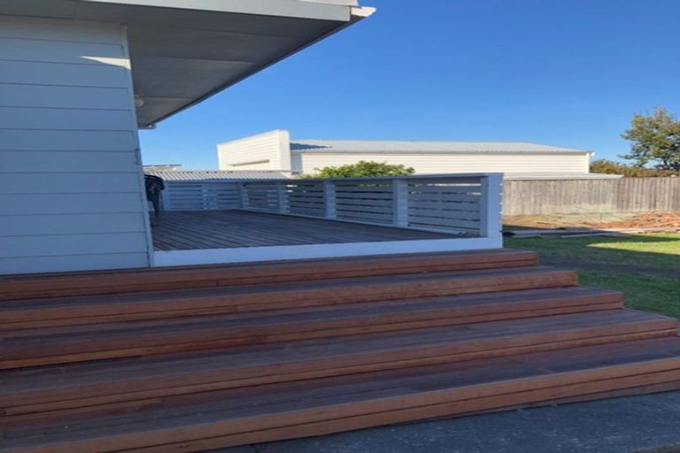 Photo of property in 97 The Esplanade, Westshore, Napier, 4110