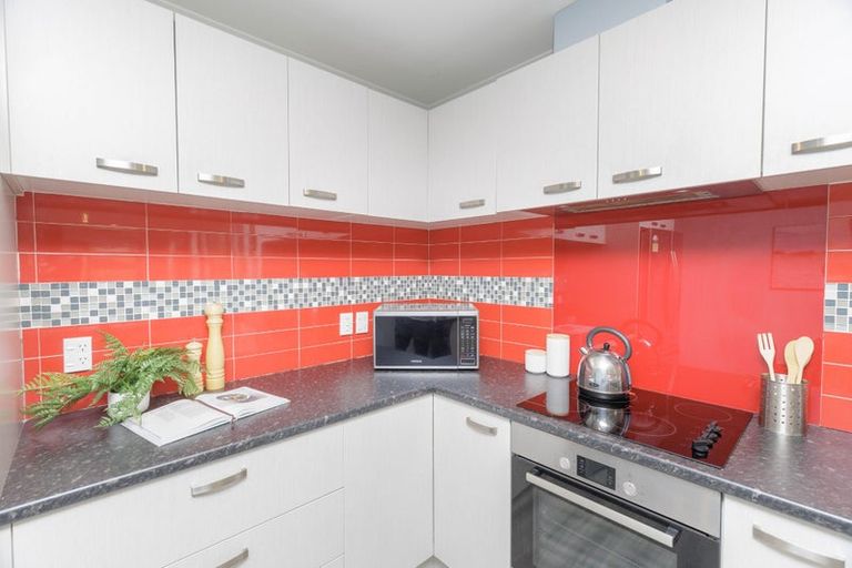 Photo of property in 6 Rimutaka Street, Trentham, Upper Hutt, 5018