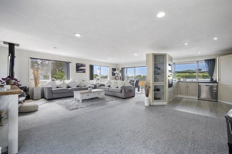 Photo of property in 8 Ranginui Road, Welcome Bay, Tauranga, 3112