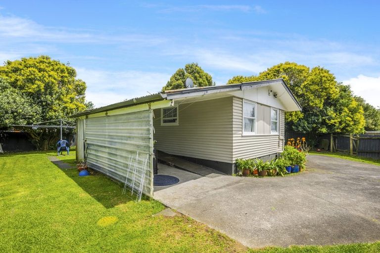 Photo of property in 17 Brentford Place, Manurewa, Auckland, 2102