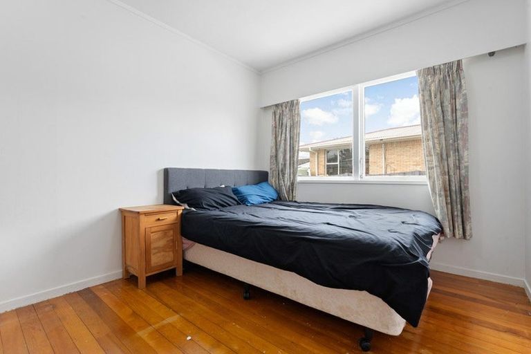 Photo of property in 97 Rathgar Road, Henderson, Auckland, 0610