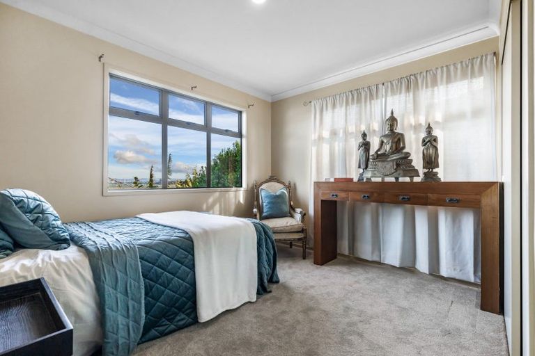 Photo of property in 67 Harbour View Road, Te Atatu Peninsula, Auckland, 0610