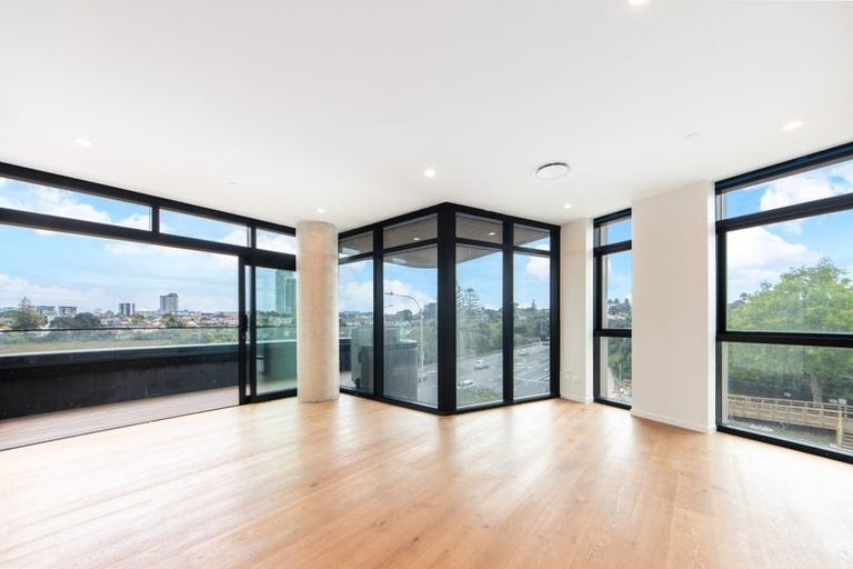 Photo of property in Amaia, 321/48 Esmonde Road, Takapuna, Auckland, 0622