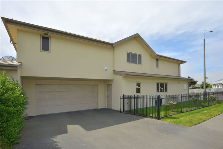 Photo of property in 96 Elizabeth Street, Riccarton, Christchurch, 8041