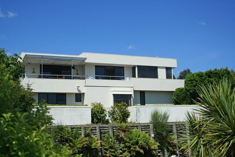 Photo of property in 6 Harvey Street, Waipahihi, Taupo, 3330