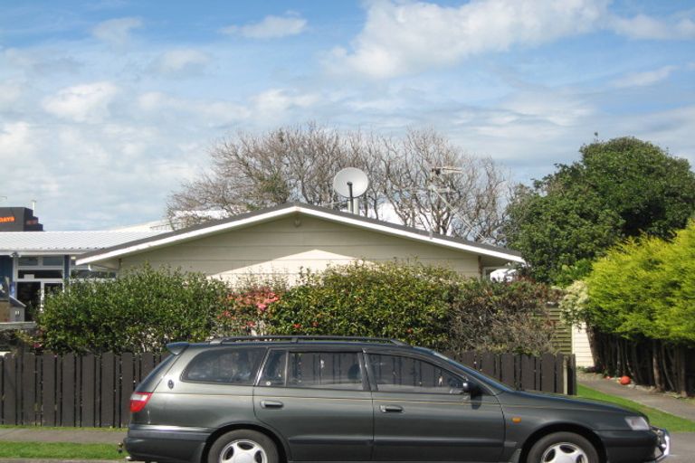 Photo of property in 50 Buller Street, New Plymouth, 4312