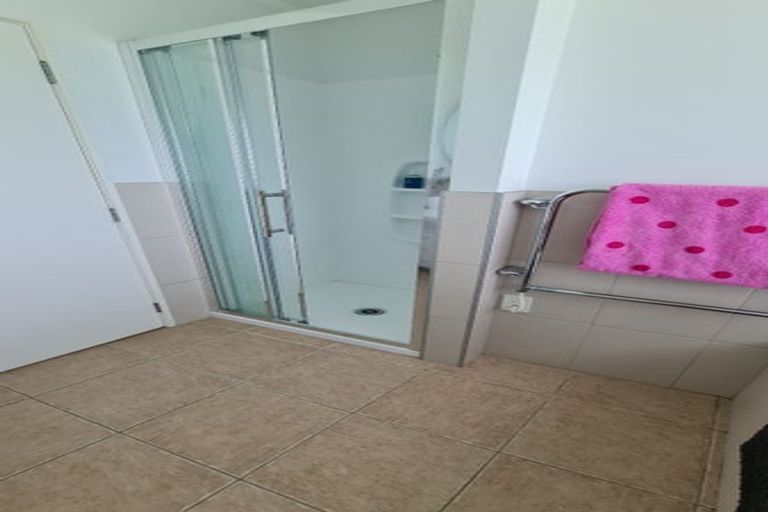 Photo of property in 10 Trust Place, Sunnyhills, Auckland, 2010