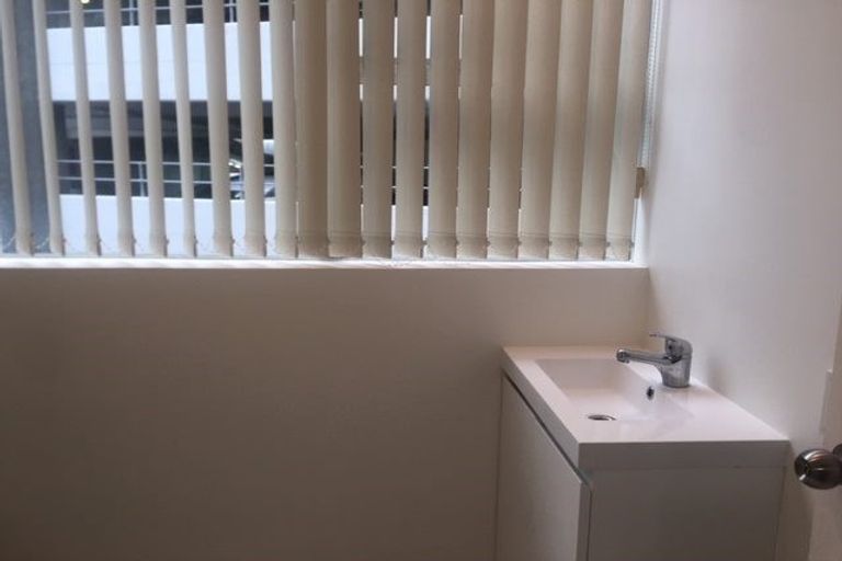 Photo of property in Regency Apartments, 3a/49 Manners Street, Te Aro, Wellington, 6011