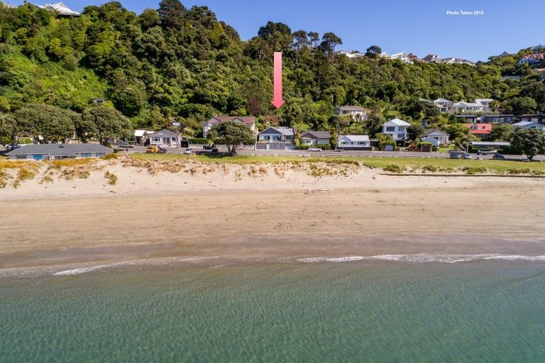 Photo of property in 217 Marine Parade, Seatoun, Wellington, 6022