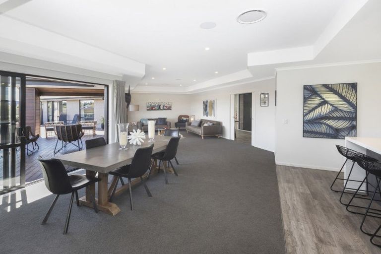 Photo of property in 14 Kingsdowne Drive, West Melton, 7618