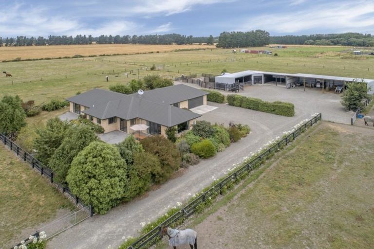 Photo of property in 40 Swamp Road, Loburn, Rangiora, 7472