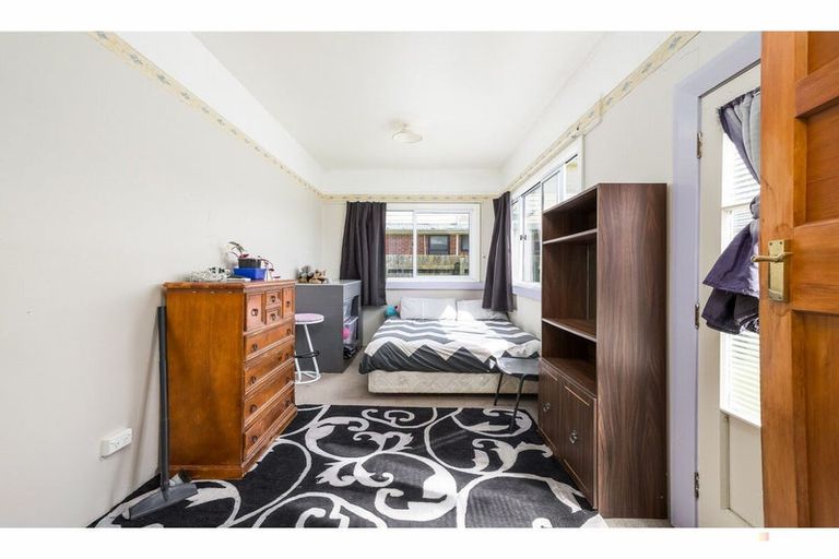 Photo of property in 10 Massey Street, Waimate, 7924