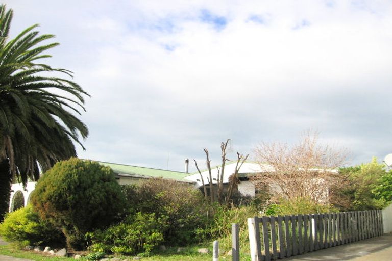 Photo of property in 19 York Avenue, Tamatea, Napier, 4112