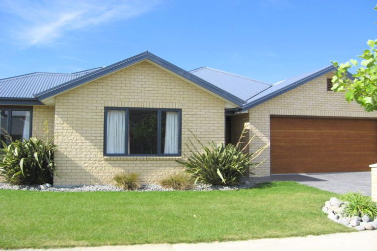Photo of property in 60 Beechwood Drive, Northwood, Christchurch, 8051