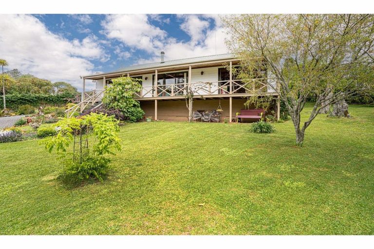Photo of property in 110 Hone Heke Road, Kerikeri, 0230