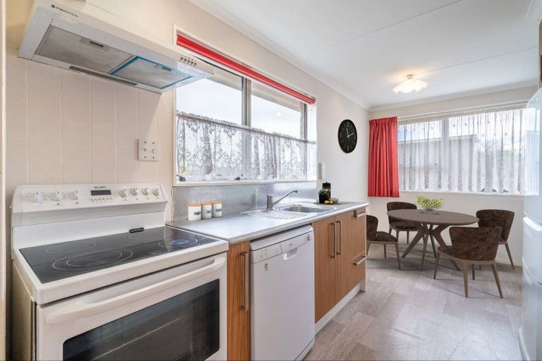 Photo of property in 36 Shannon Street, Clifton, Invercargill, 9812