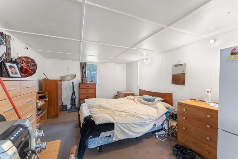 Photo of property in 83 Wood Street, Takaro, Palmerston North, 4410