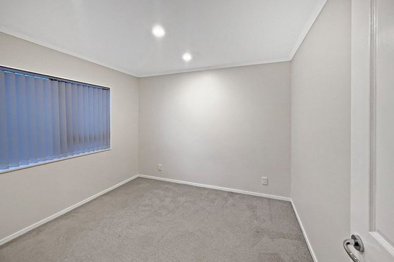 Photo of property in 10 Cabbage Tree Grove, Woodridge, Wellington, 6037