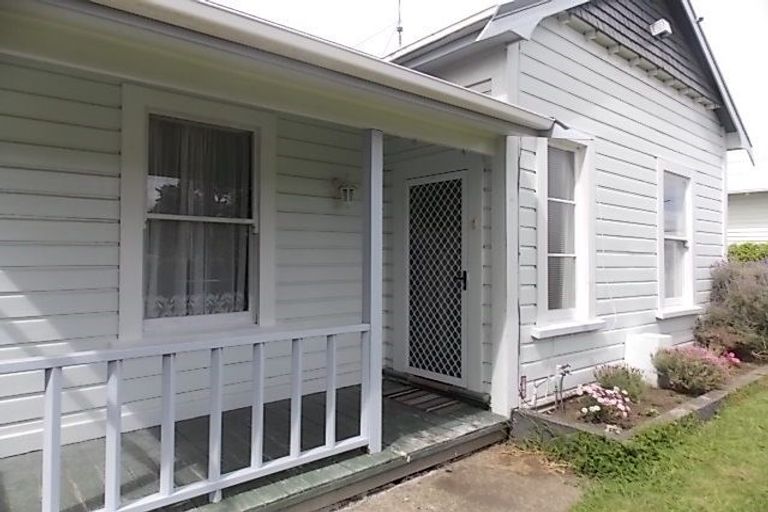 Photo of property in 43 Alma Road, Gonville, Whanganui, 4501