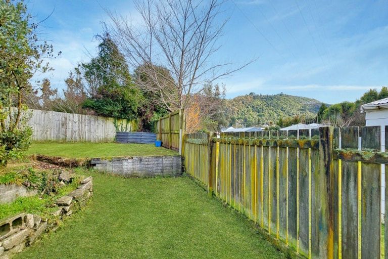 Photo of property in 10 Cherrywood Place, Western Heights, Rotorua, 3015