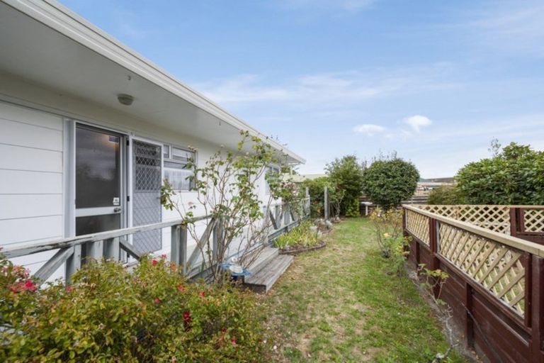 Photo of property in 2/29 Arthur Crescent, Hilltop, Taupo, 3330