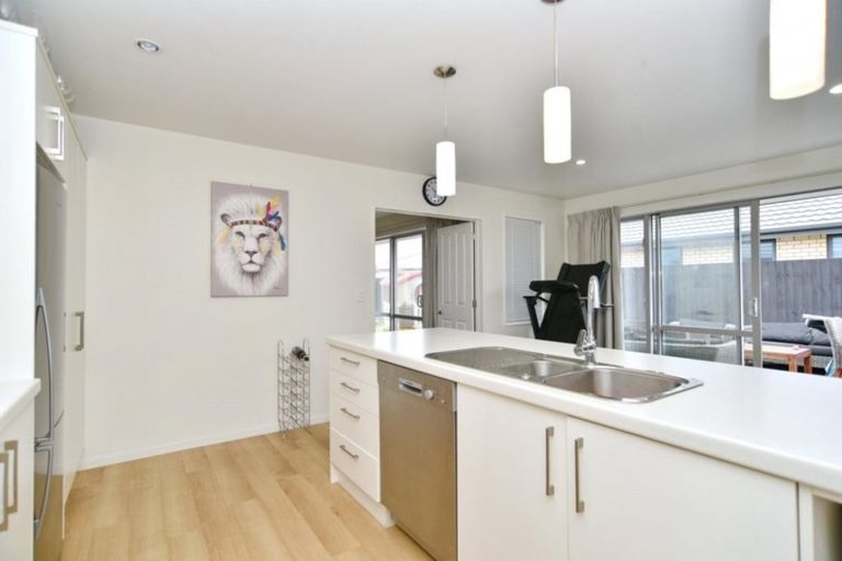 Photo of property in 50 Koura Drive, Rangiora, 7400