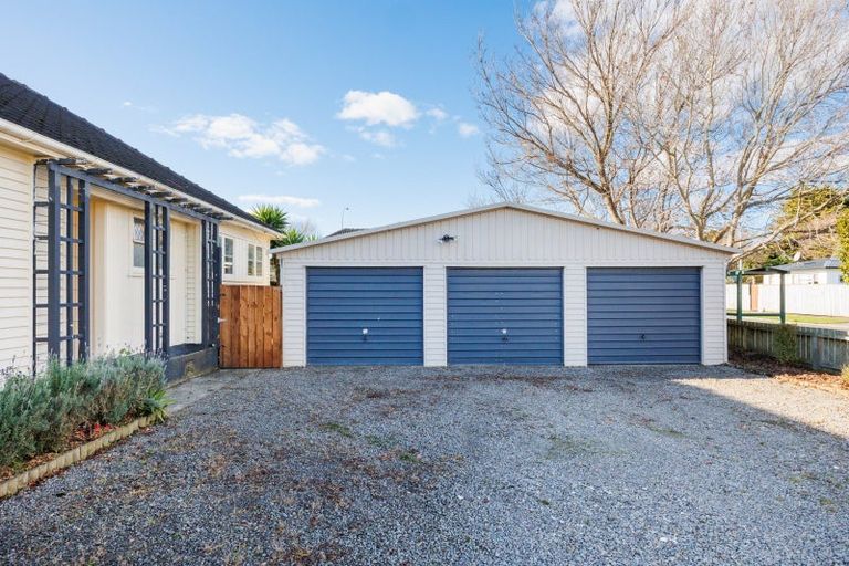 Photo of property in 143 Rangiora Avenue, Roslyn, Palmerston North, 4414