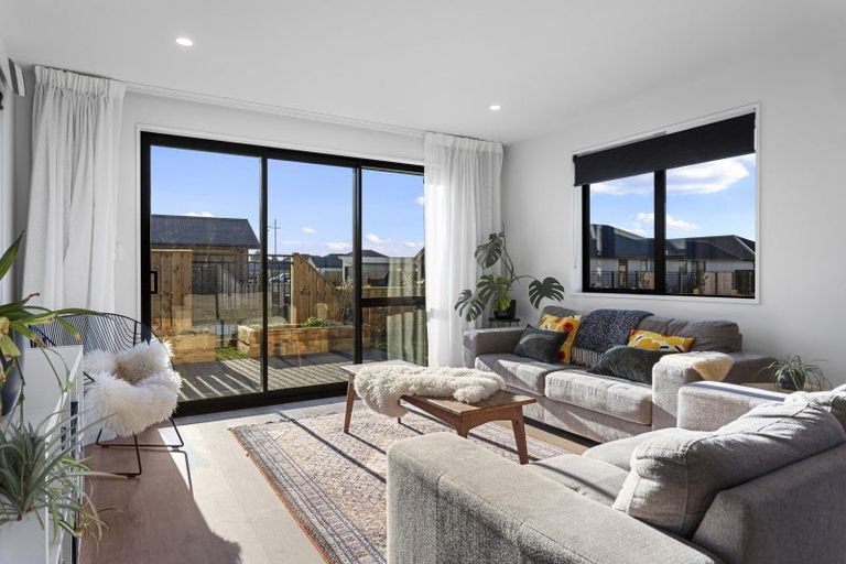 Photo of property in 37 Edlin Lane, Pegasus, 7612