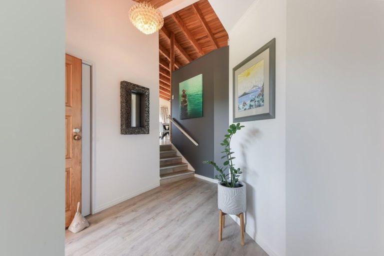 Photo of property in 15 Boons Valley Road, Waikawa, Picton, 7220