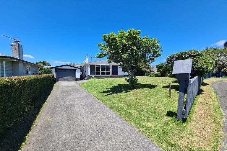 Photo of property in 8 Seaforth Grove, Greerton, Tauranga, 3112