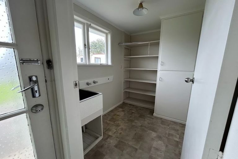 Photo of property in 2 Boon Street, Manurewa, Auckland, 2102