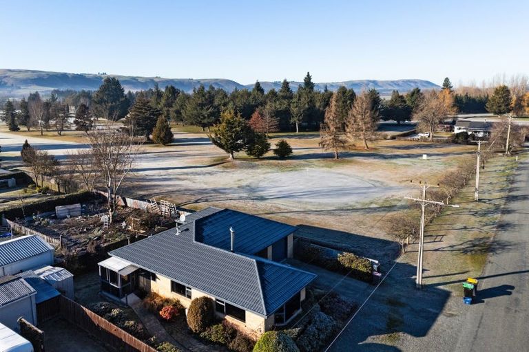 Photo of property in 3 Mckenzie Street, Fairlie, 7925