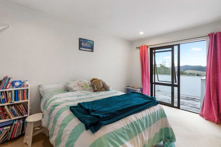 Photo of property in 39 Hillcrest Road, Hatfields Beach, Orewa, 0931