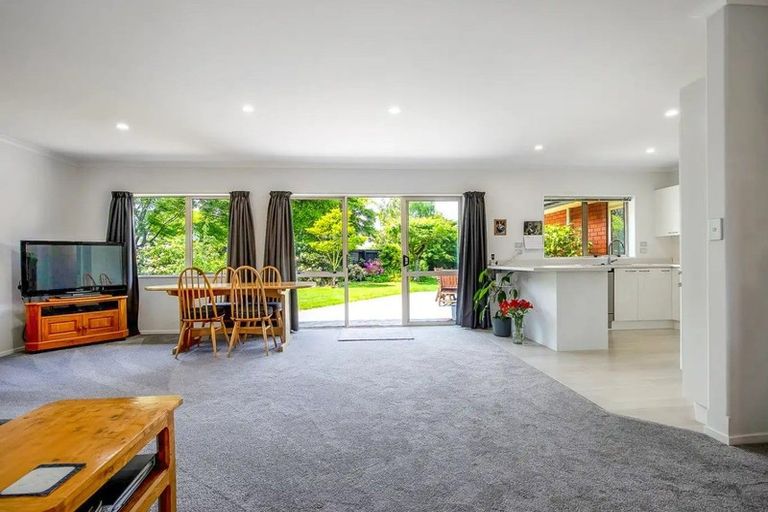 Photo of property in 12 Gainsborough Court, Rolleston, 7614