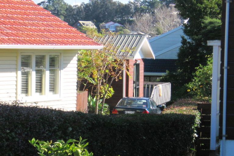 Photo of property in 2/472 East Coast Road, Windsor Park, Auckland, 0630