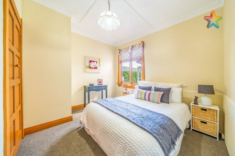Photo of property in 19 Burnside Street, Waterloo, Lower Hutt, 5011