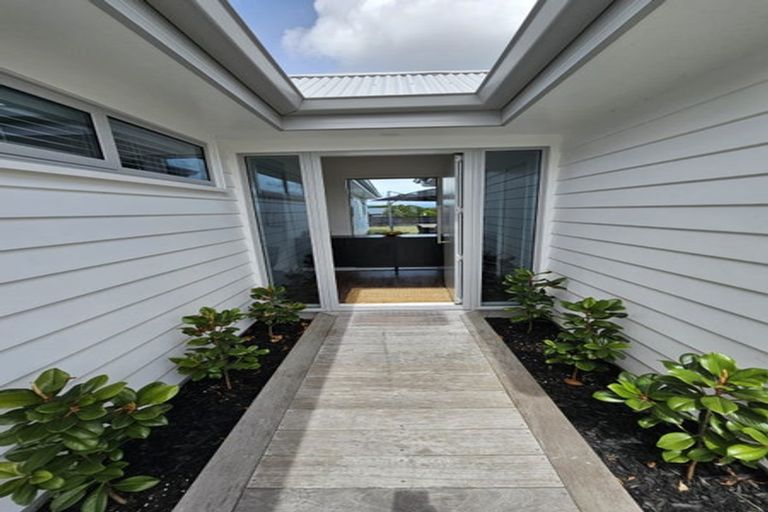 Photo of property in 76 Huka Heights Drive, Rangatira Park, Taupo, 3330