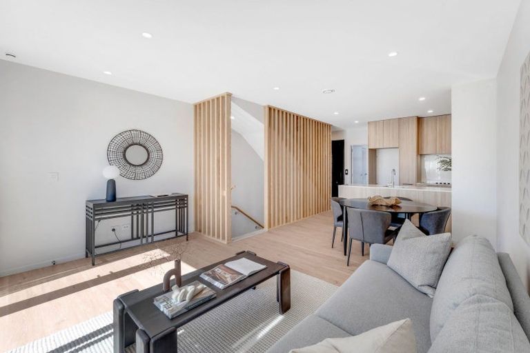 Photo of property in 32 Moore Street, Howick, Auckland, 2014