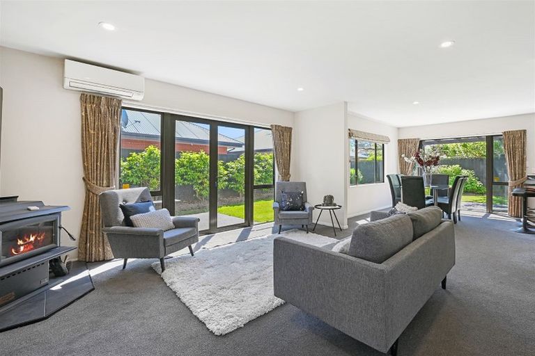 Photo of property in 57 Glasnevin Drive, Casebrook, Christchurch, 8051