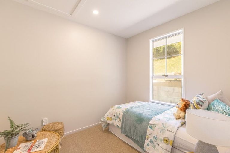 Photo of property in 21 Woodside Common, Westmorland, Christchurch, 8025