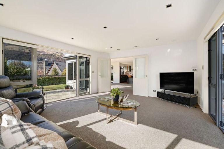 Photo of property in 84 Cotter Avenue, Arrowtown, 9302