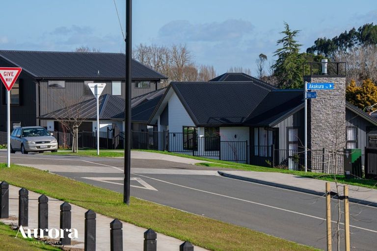 Photo of property in 32 Taahunui Rise, Peacocke, 3206