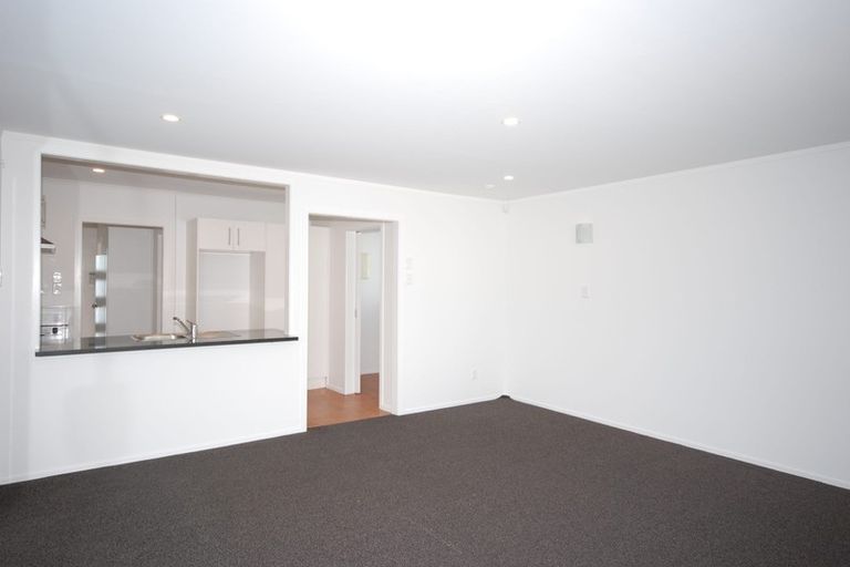 Photo of property in 15 Kerrydale Road, Manurewa, Auckland, 2102