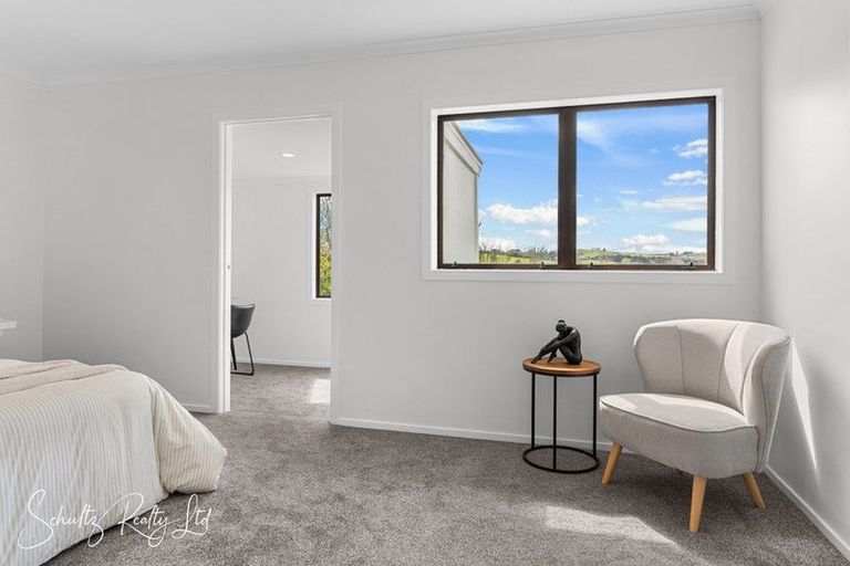 Photo of property in 109 Hurndall Street East, Maungaturoto, 0520