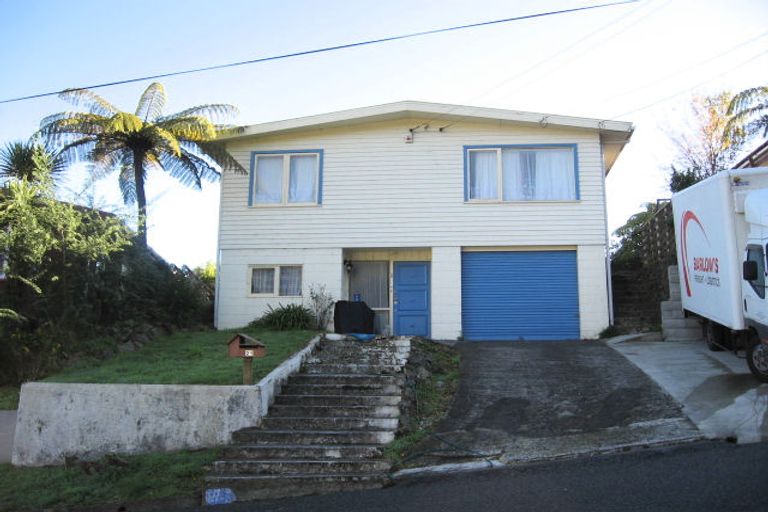 Photo of property in 21 Manor Drive, Stokes Valley, Lower Hutt, 5019