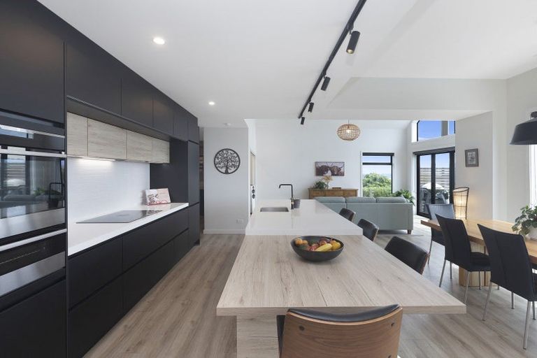 Photo of property in 8 Dove Grove, Westmorland, Christchurch, 8025