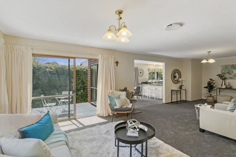 Photo of property in 131a Waterloo Road, Hutt Central, Lower Hutt, 5010