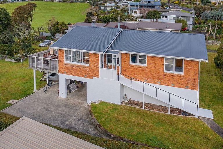 Photo of property in 1 The Crescent, Waihi Beach, 3611