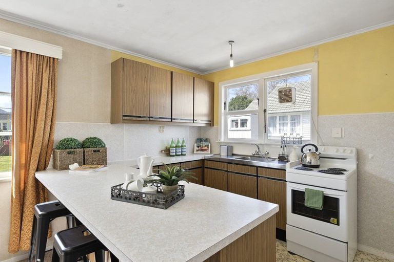 Photo of property in 4 Thackeray Street, Trentham, Upper Hutt, 5018