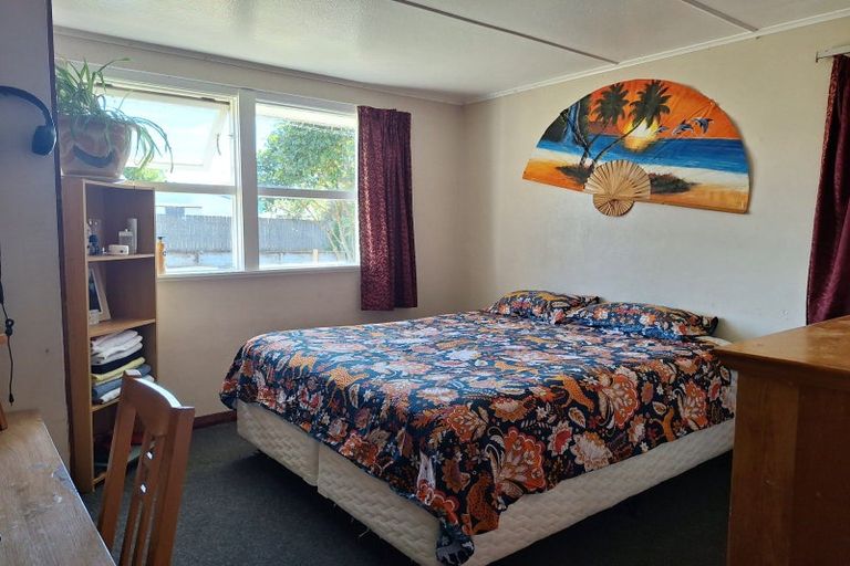 Photo of property in 1 Hartgill Crescent, Dannevirke, 4930